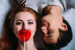 10 περίεργα πράγματα που ανεβάζουν τη διάθεση ενός άνδρα για σεξ