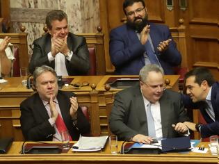 Φωτογραφία για Απορρίφθηκε η πρόταση μομφής κατά της κυβέρνησης για το Σκοπιανό - Έχασαν έναν βουλευτή οι ΣΥΡΙΖΑ/ΑΝΕΛ