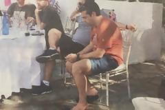 Αλέξης Τσίπρας: Χαλαρώνει σε πάρτι συμμαθητών των παιδιών του [photo]