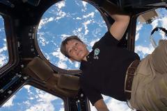 Στη σύνταξη η αστροναύτης με το ρεκόρ παραμονής στο Διάστημα