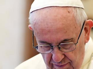 Φωτογραφία για Πάπας Φραγκίσκος: Η άμβλωση λόγω γενετικής ανωμαλίας του εμβρύου παραπέμπει σε... ναζισμό
