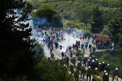 Πώς αλλάζουν οι καιροί: Η ΝΔ καταγγέλλει την αστυνομία «για τη βία εναντίον των διαδηλωτών»