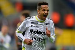 Οι Βέλγοι στέλνουν τον Μπογκοντά στην ΑΕΚ