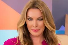 Η Τατιάνα Στεφανίδου σε παιδική ηλικία – Κατάξανθη κι εντελώς αγνώριστη... [photo]