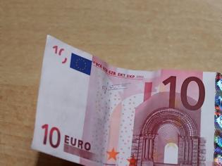 Φωτογραφία για Εξεταστής «λαδώθηκε» με… 10 ευρώ για να βγάλει δίπλωμα!
