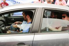 Πλήθος υποστηρικτών στο πλευρό του Σώρρα στα δικαστήρια