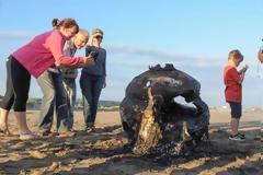 Απίστευτο: Αυτοί οι γονείς έπαθαν σοκ όταν ανακάλυψαν με τι έπαιζαν τα παιδιά τους... [photo]