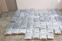 Καστοριά: Χειροπέδες σε τέσσερα άτομα για μεταφορά 208 κιλών κάνναβης (φωτογραφίες)