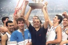 «Έφυγε» ο Κώστας Πολίτης που οδήγησε την Ελλάδα στον θρίαμβο του 1987