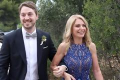 H εκθαμβωτική Έλλη Στάη έκανε την καλύτερή της εμφάνιση στο γάμο του γιου της