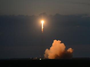 Φωτογραφία για Η στιγμή της εκτόξευσης του ρωσικού Soyuz στο Διάστημα