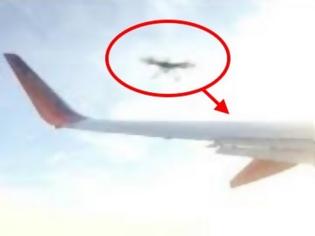 Φωτογραφία για Το είδαμε και αυτό! Drone χτυπά αεροπλάνο κατά την απογείωση...[video]