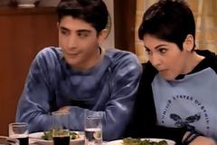 Από 17… 40 ετών! Πώς είναι σήμερα η Αφροδίτη από το «Άκρως Οικογενειακόν»; [photos]