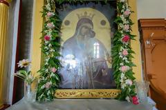 Παναγία   Γραβαλιώτισσα - ΤΟ ΘΑΥΜΑ ΜΕ ΤΑ ΚΡΙΝΑ