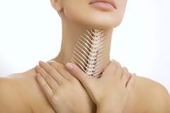 Τι να κάνετε αν σας κάτσει κόκαλο από ψάρι στον λαιμό