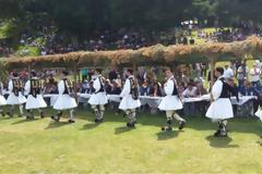 Οι Σαρακατσαναίοι κήρυξαν «ανεπιθύμητους» τους ΣΥΡΙΖΑ-ΑΝΕΛ στο αντάμωμά τους