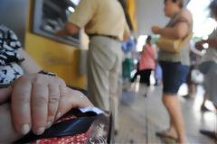 Κοινωνικό Εισόδημα Αλληλεγγύης: Τι αλλάζει στην καταβολή του