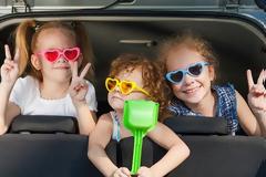 Πώς να περάσετε ευχάριστα στο ταξίδι με αυτοκίνητο όταν έχετε παιδί