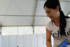 Στο βιβλίο Γκίνες μια γυναίκα από την Ορεστιάδα για τη... μεγαλύτερη πλεξούδα σκόρδων