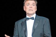 Τα «βουβά» γενέθλια του Γιώργου Μαρίνου