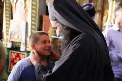 - Γέροντα, το παιδί μου έχει πείσμα, έχει εγωϊσμό, τι να κάνω;