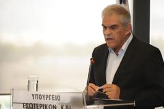 Τόσκας: Δέχομαι χτυπήματα κάτω απ΄ τη μέση για την αποδέσμευση αστυνομικών από στόχους