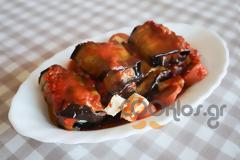 Η συνταγή της Ημέρας: Μελιτζανομπουρεκάκια με τυρί και λουκάνικο