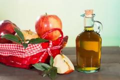 Τα 8 λάθη που κάνουμε με το μηλόξυδο και μπορεί να βλάψει την υγεία μας