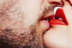 Κόλπα για να δώσεις το ωραιότερο φιλί