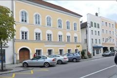 Η ιδιοκτήτρια της κατοικίας του Αδόλφου Χίτλερ αξιώνει μεγαλύτερη αποζημίωση για την απαλλοτρίωση