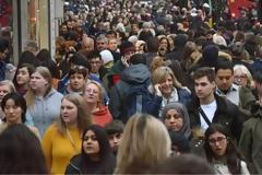 Βrexit: Οι τρεις απλές απαιτήσεις για να παραμείνουν στη Βρετανία οι πολίτες της ΕΕ