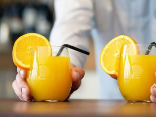 Φωτογραφία για Χυμός πορτοκάλι: Πώς θα ενισχύσετε τη θρεπτική του αξία