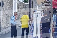 Ψαρού, Μύκονος: Συνελήφθη πρώην στέλεχος πολυεθνικής γιατί πουλούσε καφτάνια στο δρόμο