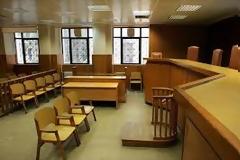 Στο εδώλιο σήμερα o 53χρονος «τυφλός» που νάρκωσε και βίασε την 22χρονη που τον βοηθούσε