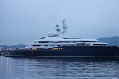 Στην Ιεράπετρα με υπερπολυτελή θαλαμηγό ο βασιλιάς του Μπαχρέιν