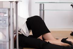 Σεξ στη δουλειά: Σε ποια επαγγέλματα το συνηθίζουν;