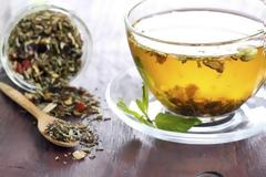 Γαστροοισοφαγική παλινδρόμηση (καούρα): Τι να πιείτε για να ηρεμήσει το στομάχι σας