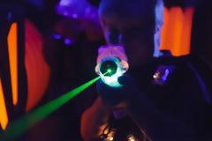 9χρονο αγόρι έχασε το 80% της όρασής του παίζοντας με λέιζερ!