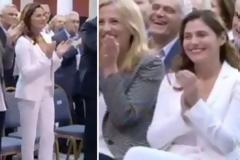 «Έλιωνε» η Μπαζιάνα που τον είδε με γραβάτα – Τσίπρας: Θα της κάνω πρόταση γάμου