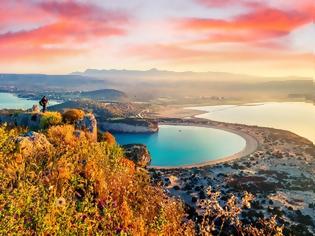 Φωτογραφία για Η παραλία της Πελοποννήσου με την μυθική ομορφιά και τη φήμη που εξαπλώνεται σε όλο τον κόσμο!