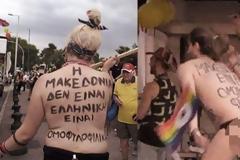 Πέταξαν στο Θερμαϊκό δύο συμμετέχοντες του Gay Pride