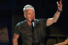 Ο Στινγκ σε μια απολαυστική εμφάνιση στο Ηρώδειο -Πολιτικοί και καλλιτέχνες έδωσαν το «παρών»