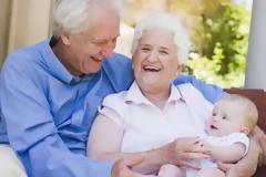 21 λόγοι για τους οποίους τα παιδιά λατρεύουν τον παππού και τη γιαγιά