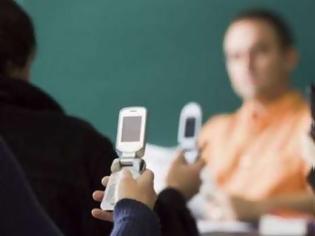 Φωτογραφία για Τέλος τα κινητά των μαθητών στα σχολεία -Με εντολή Γαβρόγλου