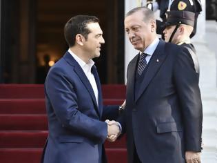 Φωτογραφία για Συγχαρητήρια Τσίπρα σε Ερντογάν - Να απελευθερωθούν άμεσα οι Έλληνες στρατιωτικοί ζήτησε ο Πρωθυπουργός