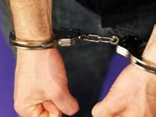 Φωτογραφία για Συνελήφθη 36χρονος για διακεκριμένες κλοπές σε διαμερίσματα και γραφεία στην περιοχή του Συντάγματος