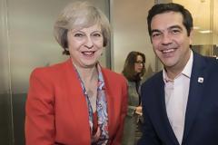 ΣΥΝΑΝΤΗΣΗ ΤΣΙΠΡΑ - ΜΕΪ ΣΤΟ ΛΟΝΔΙΝΟ