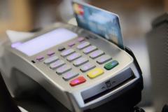 Παγίδα οι αποδείξεις – Βροχή τα πρόστιμα σε συνταξιούχους, μισθωτούς και αγρότες για το αφορολόγητο