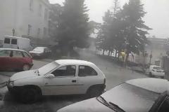 Η εικόνα που σαρώνει στο διαδίκτυο από τη Λάρισα: Κι όμως τέλη Ιουνίου χιόνισε στο Λιβάδι Ελασόνας (φωτ.)