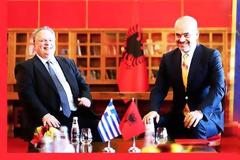 Ξεπουλά και την Βόρειο Ήπειρο ο Κοτζιάς: Χαρακτηρίζει ως «ψύχωση» (!) την αναμφισβήτητη Ελληνικότητα της Βορείου Ηπείρου